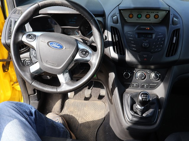 Ford tourneo - wfotxxwpgtga18576 - 2016 - afbeelding 2 van  19