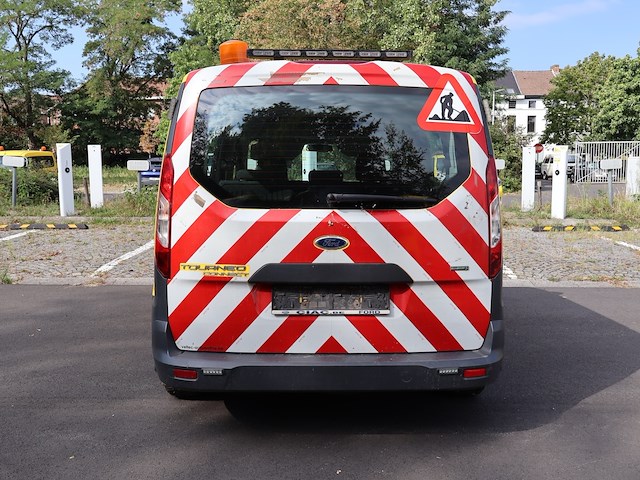 Ford tourneo - wfotxxwpgtga18576 - 2016 - afbeelding 15 van  19