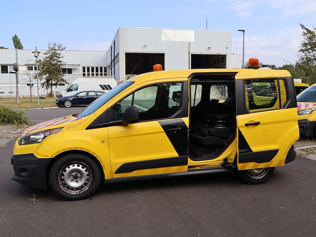Ford tourneo - wfotxxwpgtga18584 - 2016 - afbeelding 16 van  21