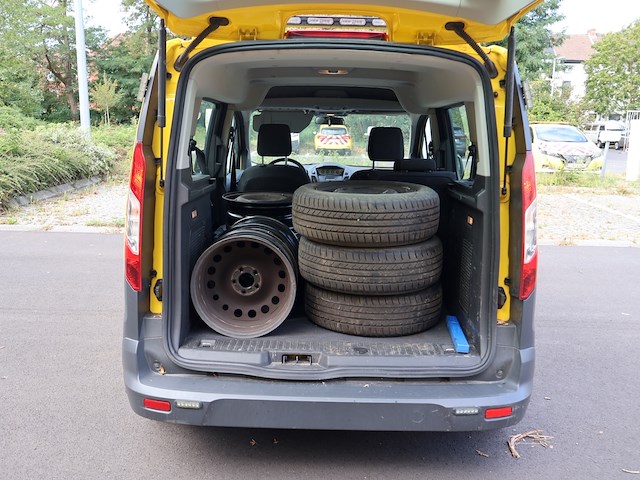 Ford tourneo - wfotxxwpgtga18584 - 2016 - afbeelding 19 van  21