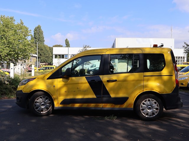 Ford tourneo - wfotxxwpgtgy76956 - 2016 - afbeelding 15 van  21