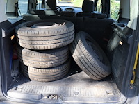 Ford tourneo - wfotxxwpgtgy76956 - 2016 - afbeelding 19 van  21