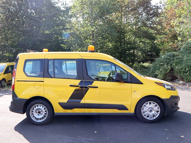 Ford tourneo - wfotxxwpgtgy76961 - 2016 - afbeelding 19 van  20