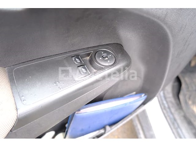 Ford tourneo koeriersauto - afbeelding 10 van  51