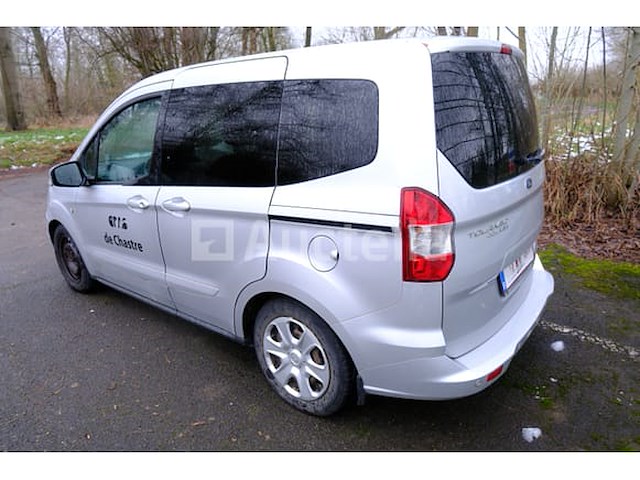 Ford tourneo koeriersauto - afbeelding 1 van  51