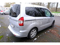 Ford tourneo koeriersauto - afbeelding 12 van  51