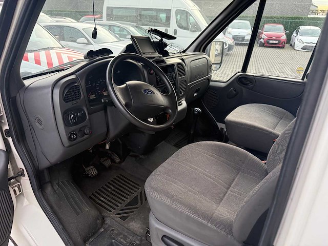 Ford transit - 2004 - rimor - arf39p3 - personenauto - afbeelding 11 van  44