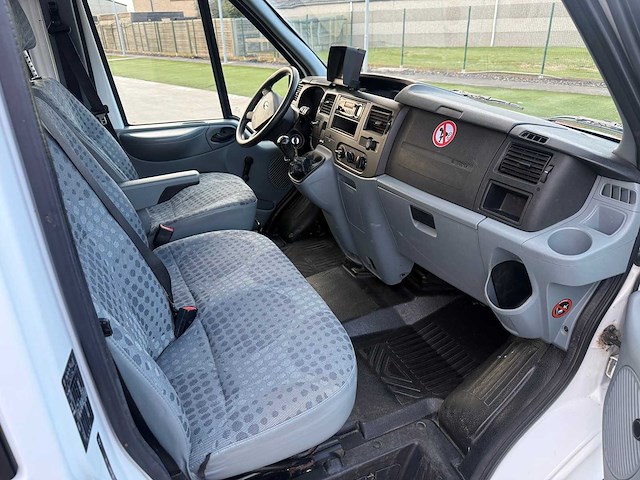 Ford transit - 2007 - transit jumbo - dubbel cabine - personenauto - afbeelding 13 van  29
