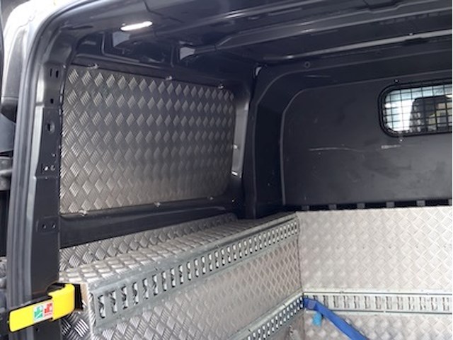 Ford transit - wf0zxxttgzky84091 - 2019 - afbeelding 4 van  33