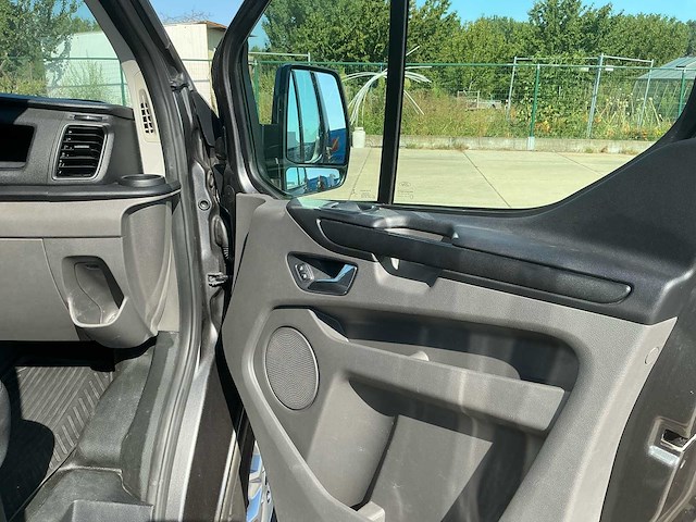 Ford transit (6 plaatsen -lichte vracht) transit custom lichte vracht - afbeelding 10 van  21