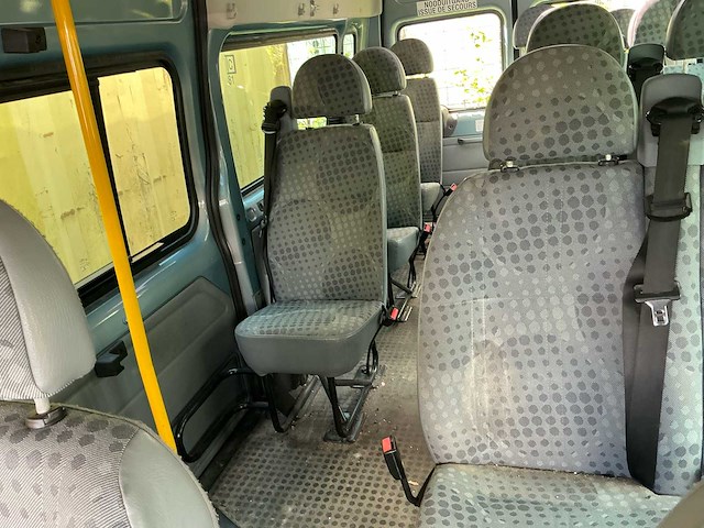 Ford transit 9 plaatsen camionette - afbeelding 6 van  25
