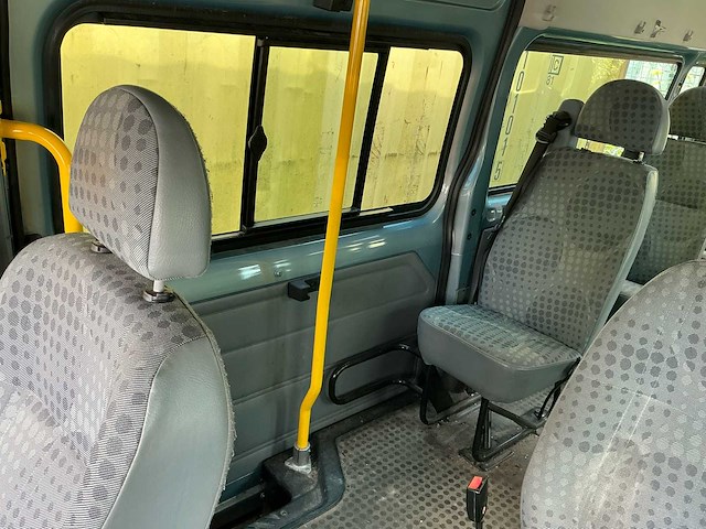 Ford transit 9 plaatsen camionette - afbeelding 7 van  25