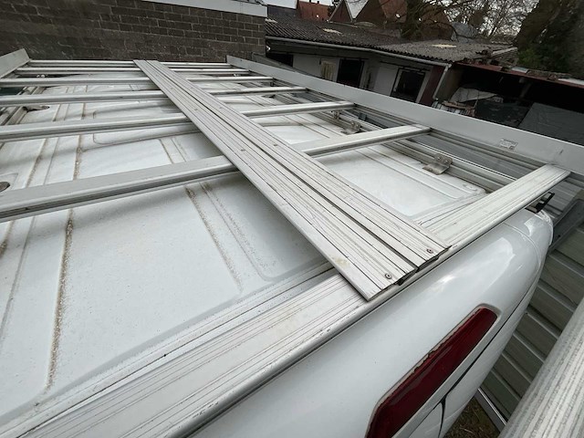 Ford transit bedrijfswagen - afbeelding 19 van  21