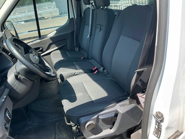Ford transit bedrijfswagen - afbeelding 9 van  30
