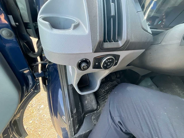 Ford transit bedrijfswagen - afbeelding 14 van  30