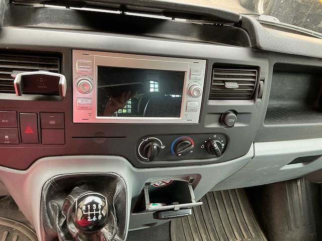 Ford transit bedrijfswagen - afbeelding 22 van  35