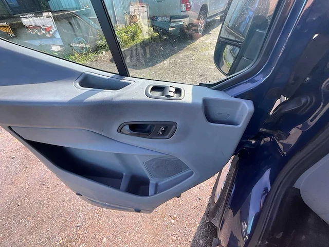 Ford transit bedrijfswagen - afbeelding 13 van  30