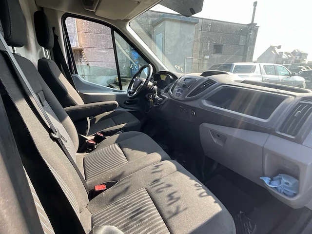 Ford transit bedrijfswagen - afbeelding 30 van  30