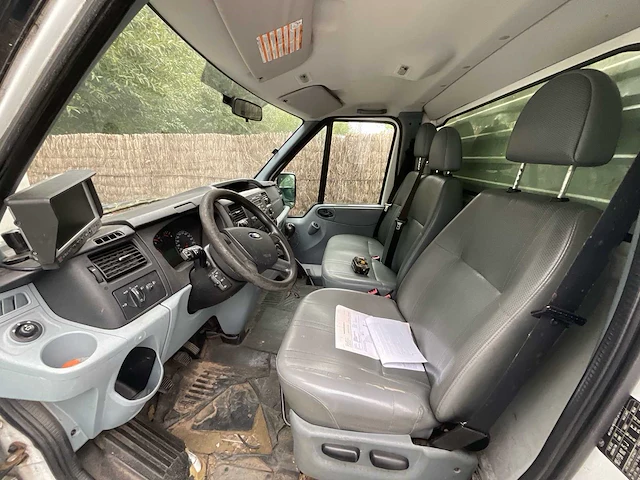 Ford transit bedrijfswagen - afbeelding 4 van  16