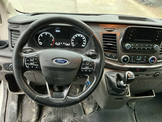 Ford transit bedrijfswagen - afbeelding 1 van  30