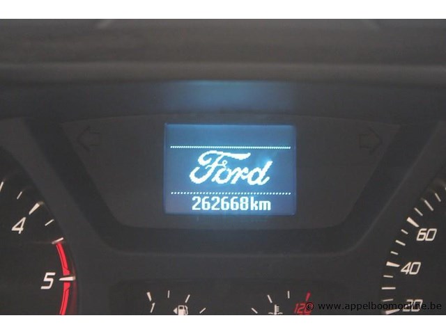 Ford transit, chassisnummer wf0dxxttgdeu38030, eerste inschrijving 2014-10-14, 262.668 km, 114 kw, 2.198 cm³, diesel, manueel, bestelwagen, euro 5b, mtm 3.500 kg, tarragewicht 2.670 kg, keuring geldig tot 16/10/2026 - afbeelding 4 van  20