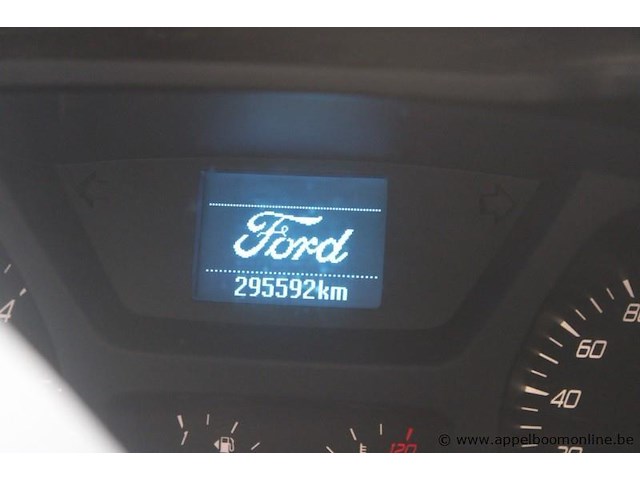 Ford transit, chassisnummer wf0xxxttgxej24100, eerste inschrijving 18/08/2014, 295.592 km, 114 kw, 2.198 cm³, diesel, manueel, bestelwagen, euro 5b, mtm 3.500 kg, tarragewicht 3.105 kg, keuring geldig tot 28/08/2026 - afbeelding 4 van  20