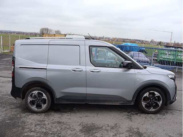 Ford transit courier - wf04nberx4rr00053 - 2024 - afbeelding 23 van  23