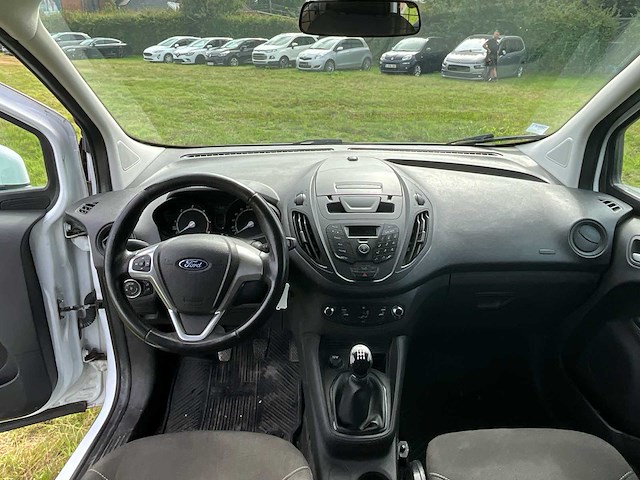 Ford transit courier - afbeelding 16 van  45