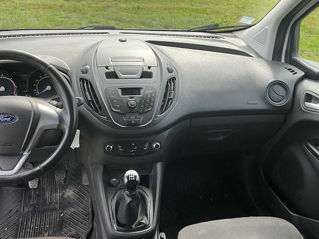 Ford transit courier - afbeelding 18 van  45