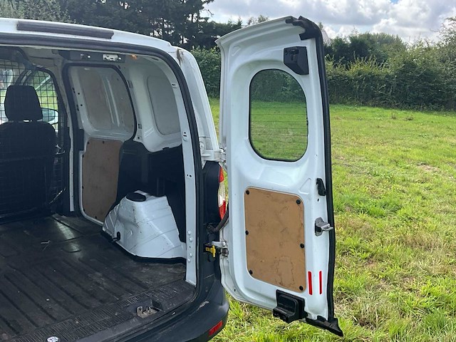 Ford transit courier - afbeelding 25 van  45