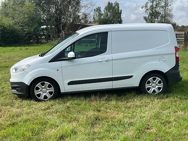 Ford transit courier - afbeelding 23 van  45