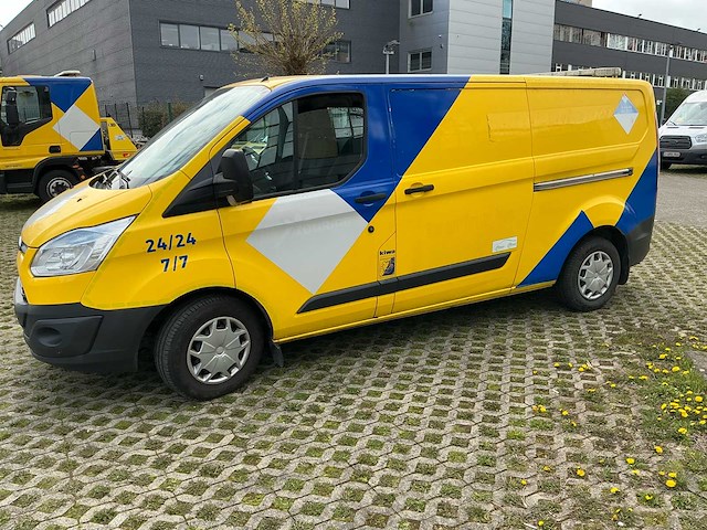 Ford transit custom lichte vracht bedrijfswagen - afbeelding 4 van  31