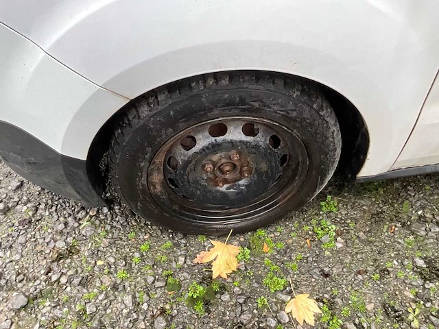 Ford transit koeriersbus - afbeelding 13 van  23