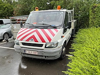 Ford transit lichte vrachtwagen met kip/laadbak