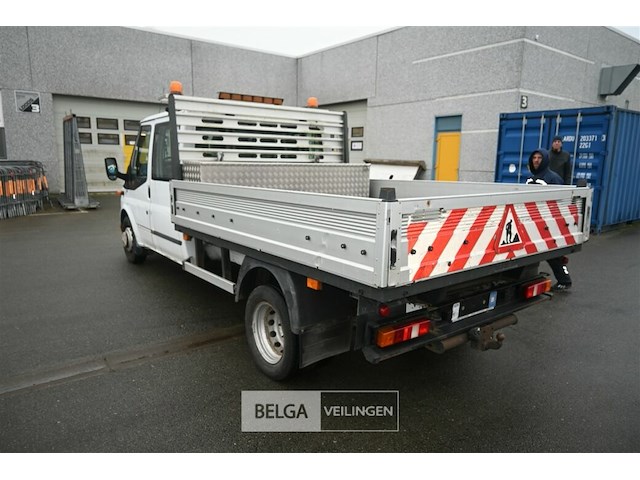 Ford transit lichte vrachtwagen - afbeelding 13 van  23