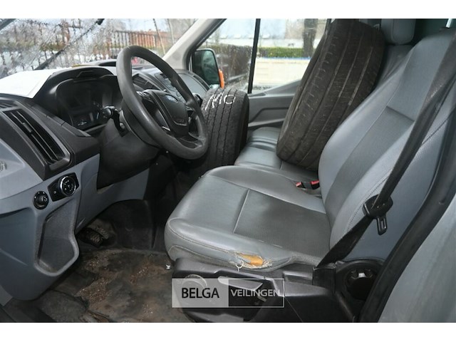 Ford transit lichte vrachtwagen - afbeelding 18 van  18