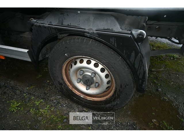 Ford transit lichte vrachtwagen - afbeelding 9 van  18