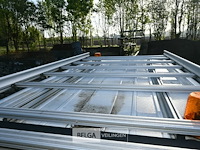 Ford transit lichte vrachtwagen - afbeelding 23 van  28