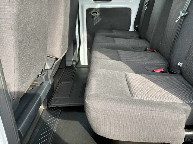 Ford transit van 350 2.0 ecoblue 130 pk – 7 zitplaatsen – verlaagd platform – 2019 – 97,937 km - gereserveerd voor professionals - afbeelding 16 van  44