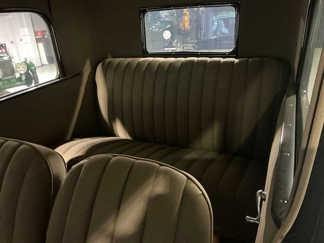 Ford tudor a oldtimer - afbeelding 6 van  15