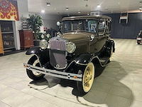 Ford tudor a oldtimer - afbeelding 1 van  15