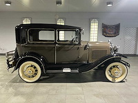 Ford tudor a oldtimer - afbeelding 11 van  15