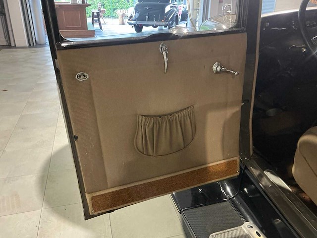 Ford tudor a oldtimer - afbeelding 15 van  15