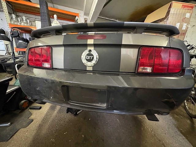 Ford usa - mustang - 4.6 v8 gt - car - 2005 - afbeelding 8 van  14