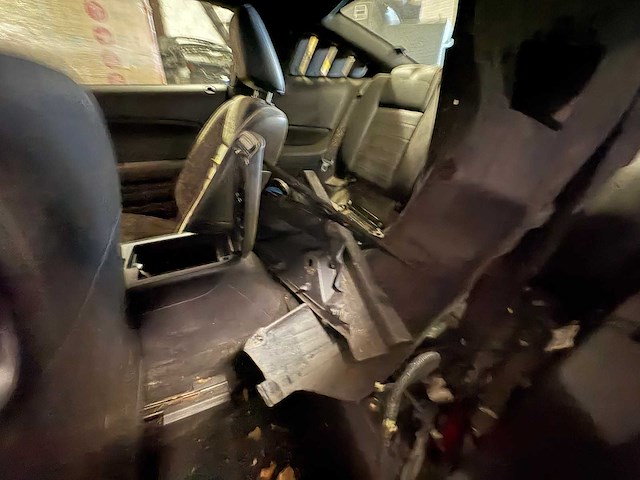 Ford usa - mustang - 4.6 v8 gt - car - 2005 - afbeelding 12 van  14