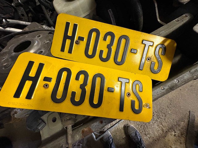Ford usa - mustang - 4.6 v8 gt - car - 2005 - afbeelding 6 van  15