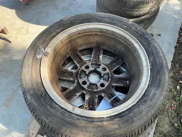 Ford velg met band (4x) - afbeelding 5 van  5