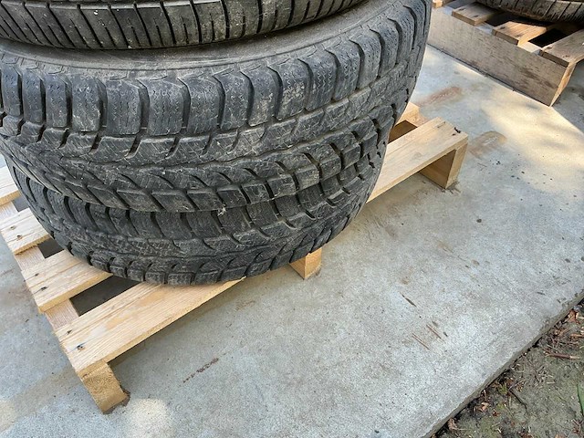 Ford velg met band (4x) - afbeelding 2 van  3