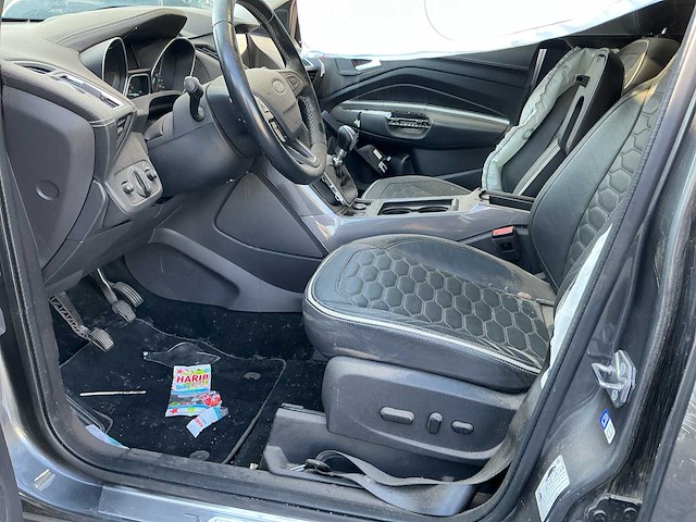 Ford vignale kuga schadewagen - afbeelding 16 van  19