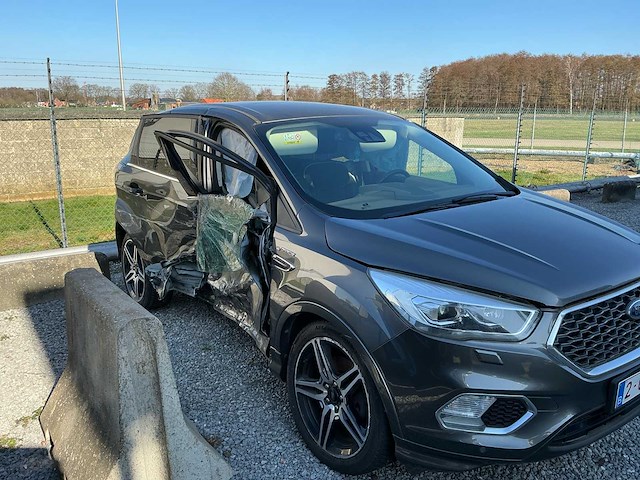 Ford vignale kuga schadewagen - afbeelding 10 van  12